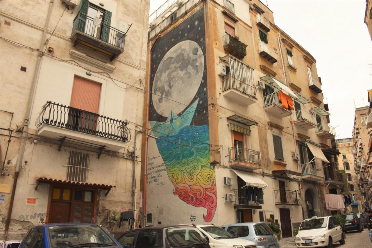 La Cartolina Di Napoli Parking Free Small Car Nápoles Exterior foto