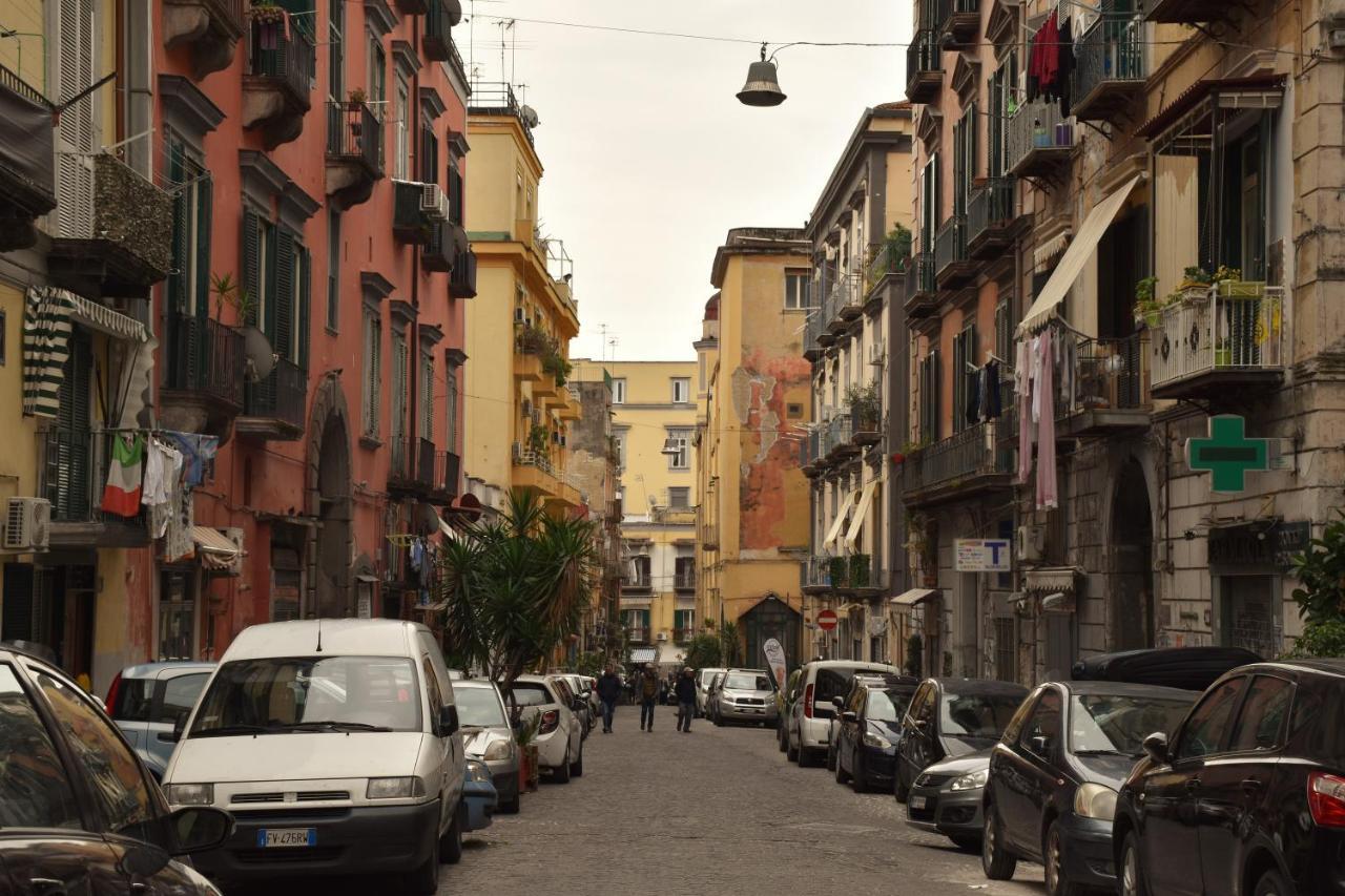 La Cartolina Di Napoli Parking Free Small Car Nápoles Exterior foto