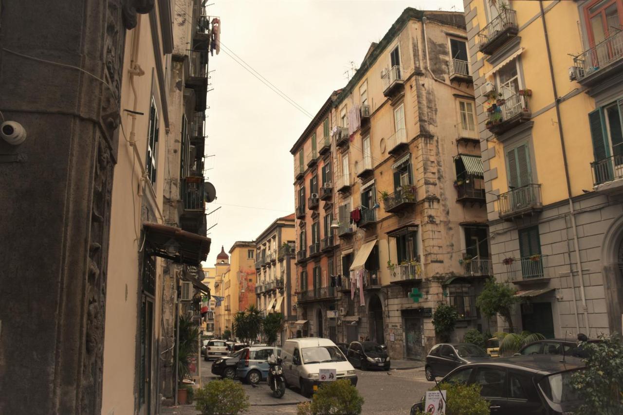 La Cartolina Di Napoli Parking Free Small Car Nápoles Exterior foto